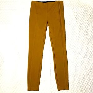 Rachel Zoe Pull-On Skinny Pants. Size 2. Golden Brown. Tummy Tucking.